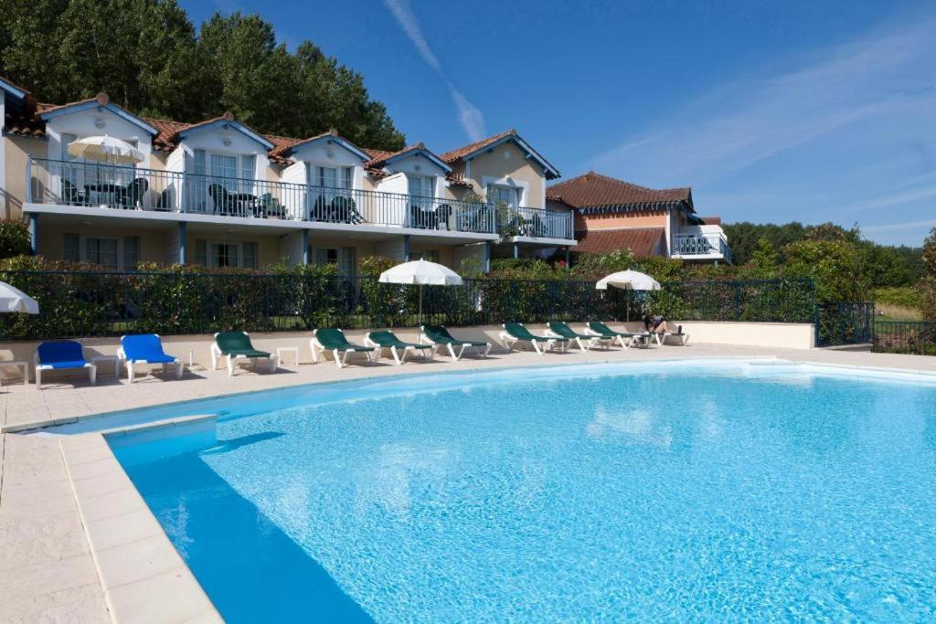 Residence Pierre & Vacances Le Hameau Du Lac Marciac Buitenkant foto