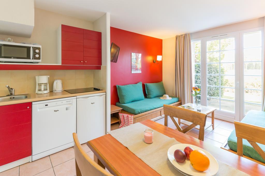 Residence Pierre & Vacances Le Hameau Du Lac Marciac Buitenkant foto